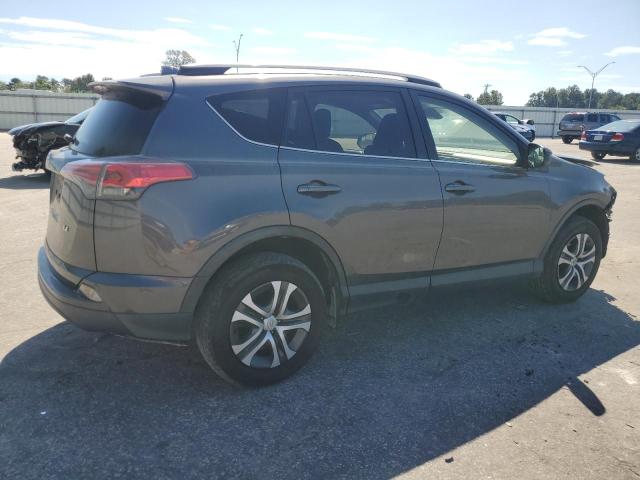 JTMZFREVXJJ156542 - 2018 TOYOTA RAV4 LE GRAY photo 3