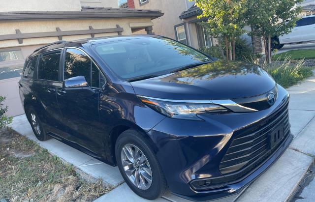 2024 TOYOTA SIENNA LE, 