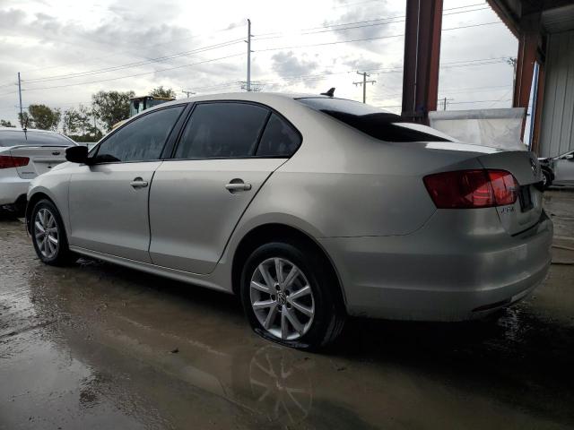 3VWDX7AJ4BM361256 - 2011 VOLKSWAGEN JETTA SE SILVER photo 2