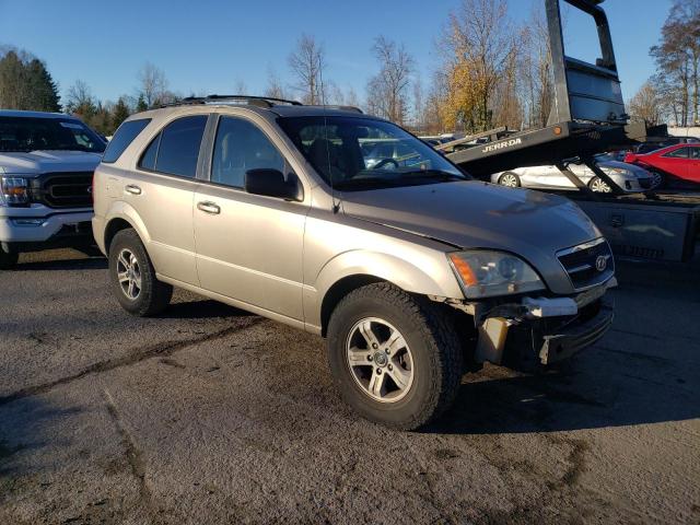 KNDJC733545261661 - 2004 KIA SORENTO EX GOLD photo 4