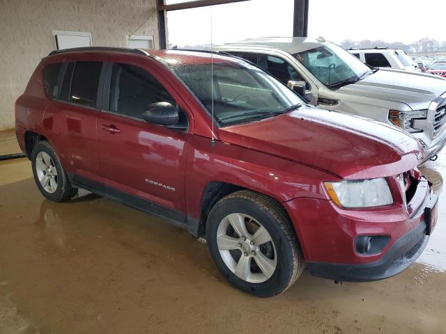1C4NJDBB5CD563731 - 2012 JEEP COMPASS SPORT Rot Foto 4