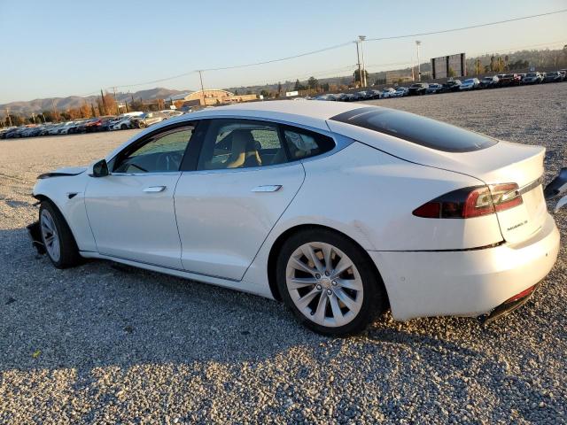 5YJSA1E18HF176420 - 2017 TESLA MODEL S WHITE photo 2