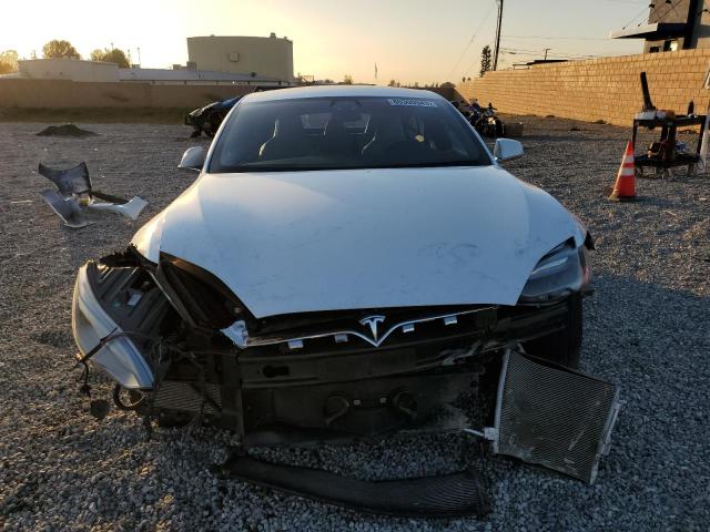 5YJSA1E18HF176420 - 2017 TESLA MODEL S WHITE photo 5