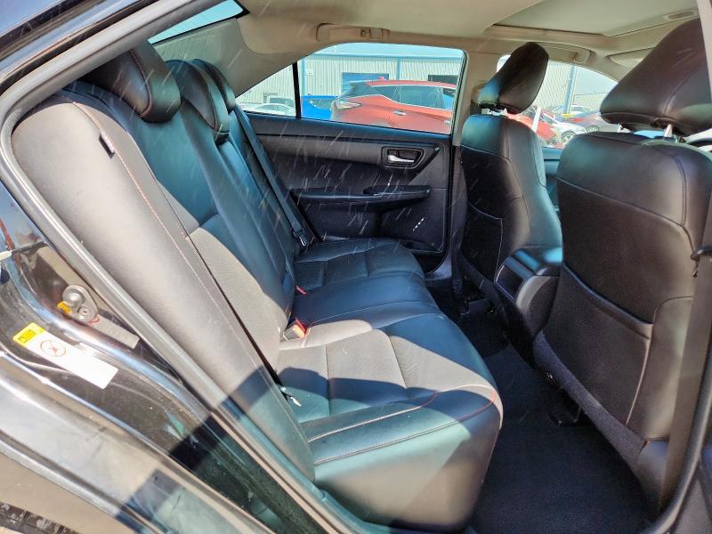 4T1BF1FK7FU088015 - 2015 TOYOTA CAMRY LE BLACK photo 10