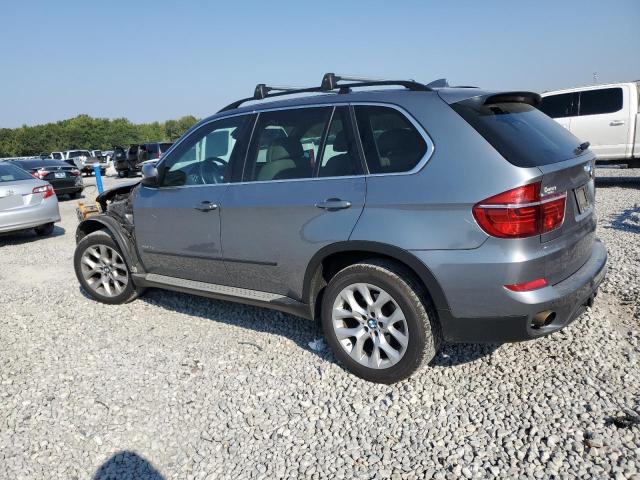 5UXZV4C55D0G56483 - 2013 BMW X5 XDRIVE35I GRAY photo 2