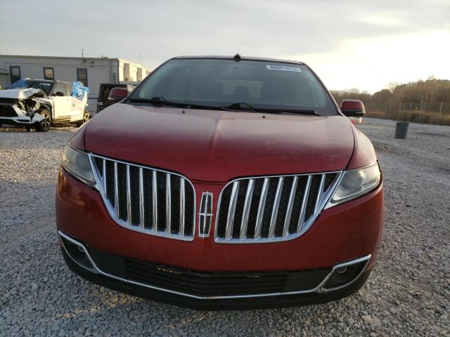 2LMDJ6JK4DBL38555 - 2013 LINCOLN MKX RED photo 5