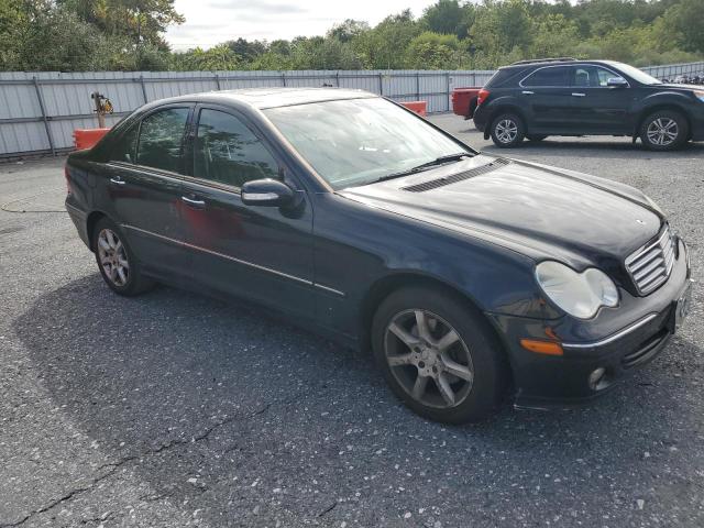 WDBRF92HX7F873399 - 2007 MERCEDES-BENZ C 280 4MATIC BLACK photo 4