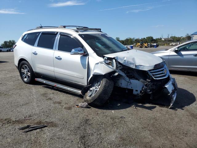 1GNKVHKD3HJ205110 - 2017 CHEVROLET TRAVERSE LT 白色 照片 4