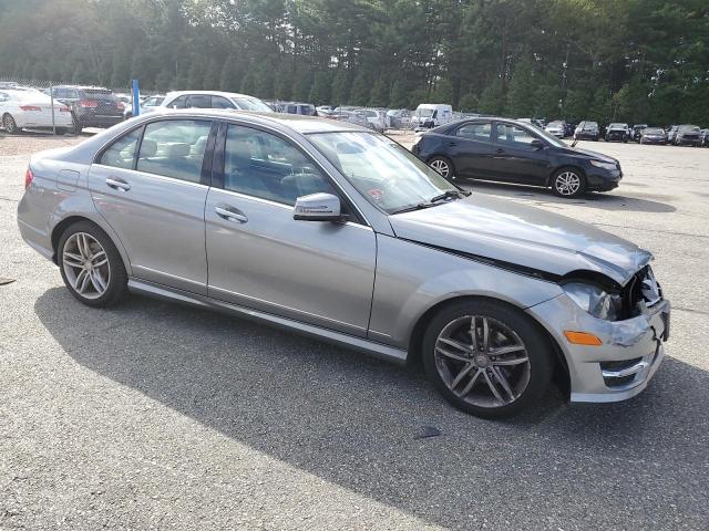WDDGF8BB8CA707345 - 2012 MERCEDES-BENZ C 300 4MATIC GRAY photo 4