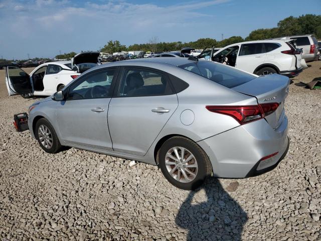 3KPC24A38JE023381 - 2018 HYUNDAI ACCENT SE 银色 照片 2