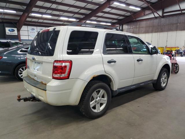 1FMCU9D73CKC84340 - 2012 FORD ESCAPE XLT თეთრი ფოტო 3