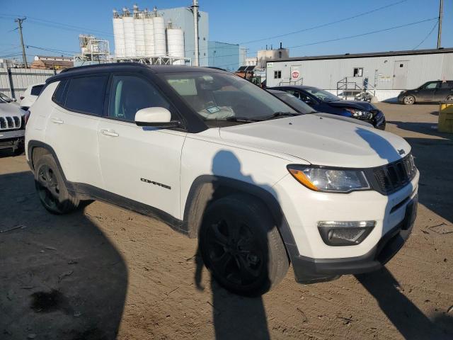 3C4NJDBB1LT120244 - 2020 JEEP COMPASS LATITUDE WHITE photo 4