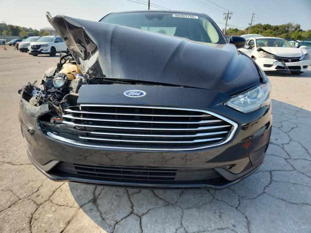 3FA6P0LU5KR105355 - 2019 FORD FUSION SE Schwarz Foto 5