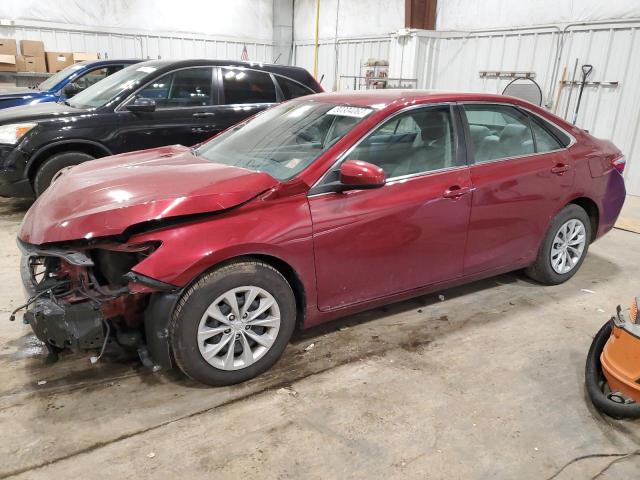 4T1BF1FK4HU791767 - 2017 TOYOTA CAMRY LE RED photo 1