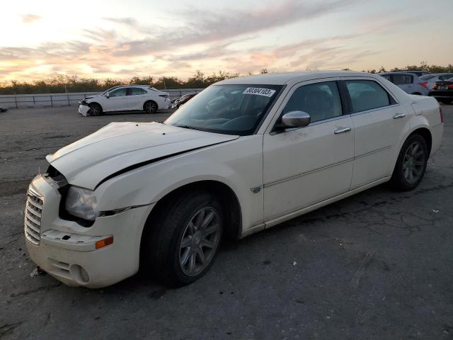 2C3AA63H65H144097 - 2005 CHRYSLER 300C CREAM photo 1