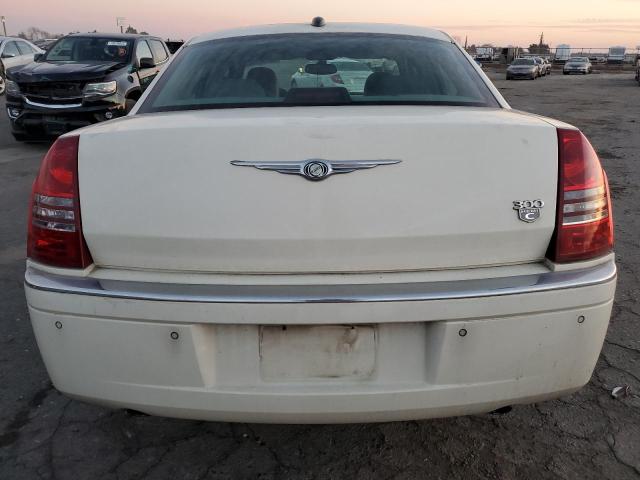 2C3AA63H65H144097 - 2005 CHRYSLER 300C CREAM photo 6