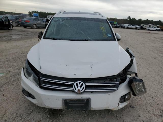 WVGAV7AXXCW521458 - 2012 VOLKSWAGEN TIGUAN S WHITE photo 5