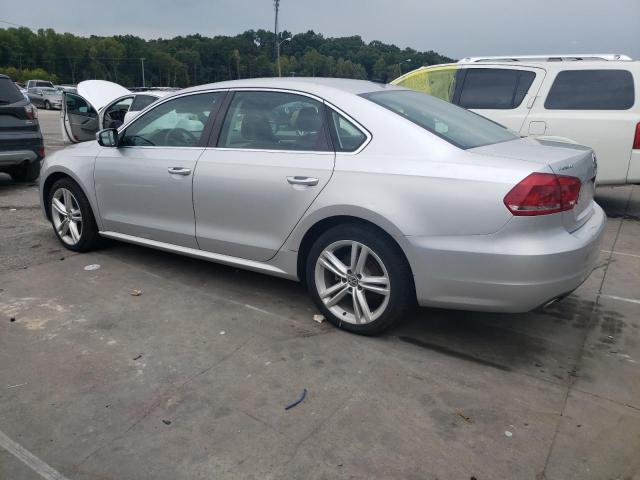 1VWBV7A33FC053484 - 2015 VOLKSWAGEN PASSAT SE Gümüş foto 2