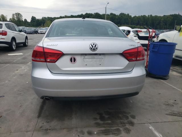 1VWBV7A33FC053484 - 2015 VOLKSWAGEN PASSAT SE Gümüş foto 6