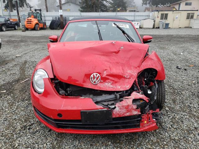 3VW5P7AT7DM802788 - 2013 VOLKSWAGEN BEETLE RED photo 5