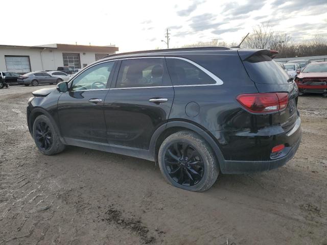 5XYPG4A53KG585391 - 2019 KIA SORENTO LX BLACK photo 2