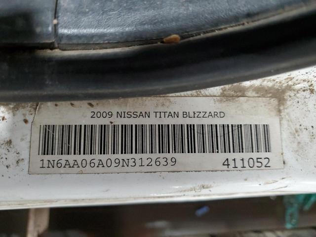 1N6AA06A09N312639 - 2009 NISSAN TITAN XE WHITE photo 13