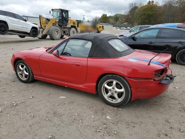 JM1NB353X20229504 - 2002 MAZDA MX-5 MIATA BASE RED photo 2
