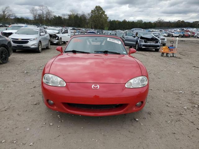 JM1NB353X20229504 - 2002 MAZDA MX-5 MIATA BASE RED photo 5
