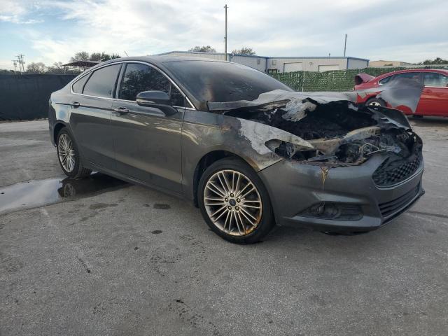 3FA6P0HD4GR185439 - 2016 FORD FUSION SE CHARCOAL photo 4