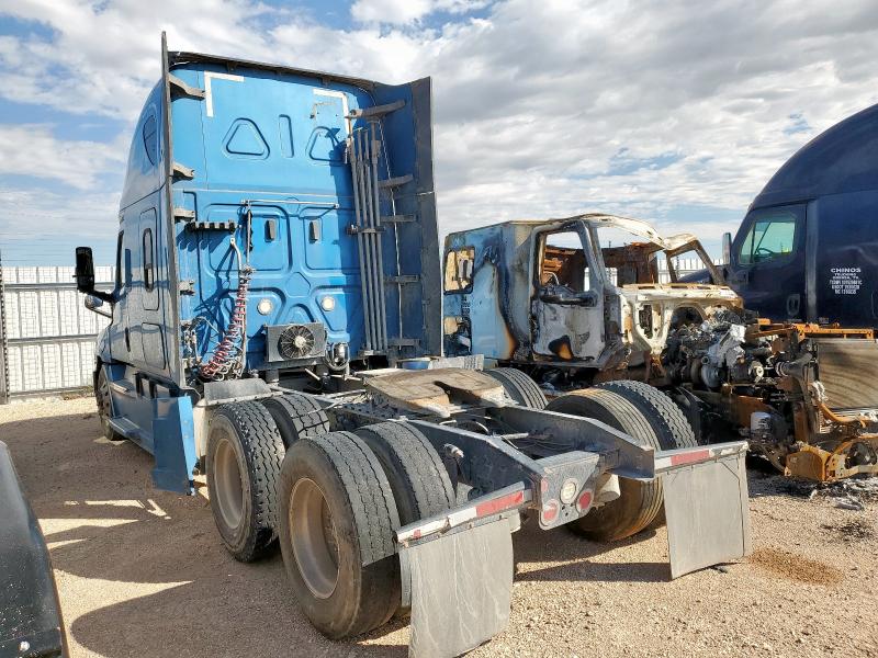 3AKJHHDR3JSHU5667 - 2018 FREIGHTLINER CASCADIA 1 蓝色 照片 3