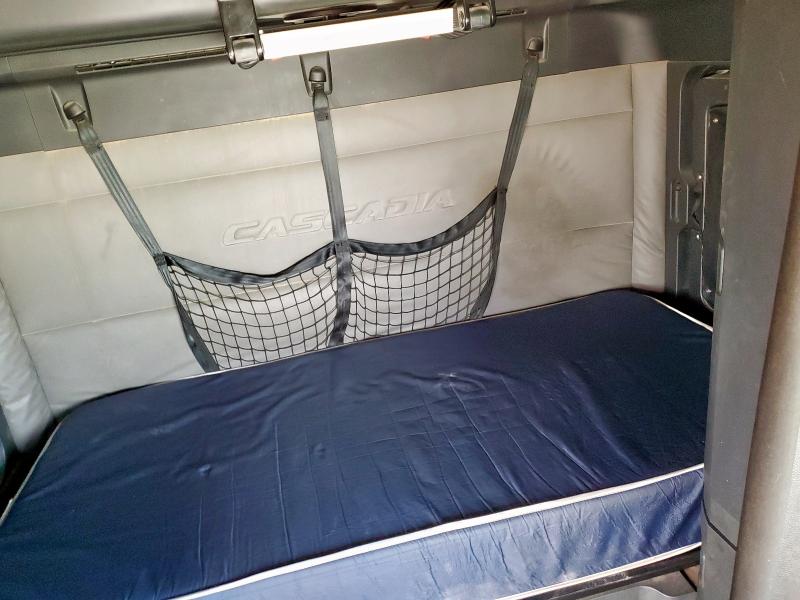 3AKJHHDR3JSHU5667 - 2018 FREIGHTLINER CASCADIA 1 蓝色 照片 6