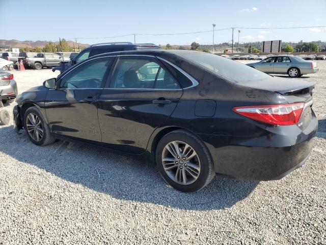 4T1BF1FK0HU805759 - 2017 TOYOTA CAMRY LE BLACK photo 2