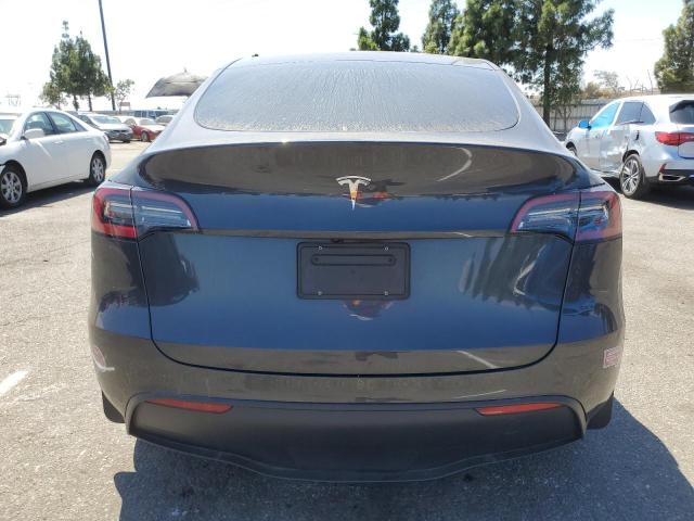 7SAYGDED1RF100241 - 2024 TESLA MODEL Y GRAY photo 6