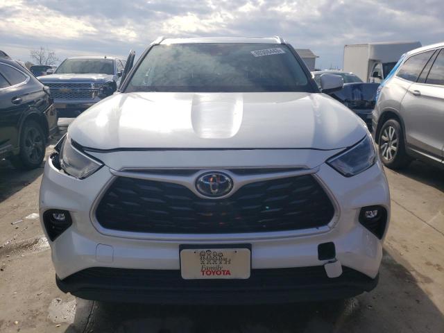 5TDGZRAH5MS053986 - 2021 TOYOTA HIGHLANDER XLE WHITE photo 5