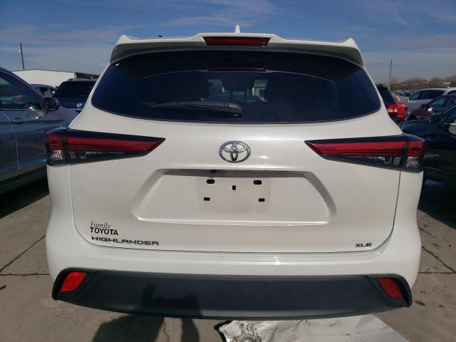 5TDGZRAH5MS053986 - 2021 TOYOTA HIGHLANDER XLE WHITE photo 6