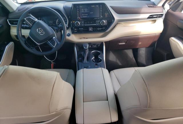 5TDGZRAH5MS053986 - 2021 TOYOTA HIGHLANDER XLE WHITE photo 8