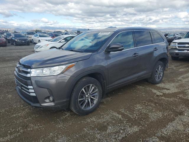 2018 TOYOTA HIGHLANDER SE, 