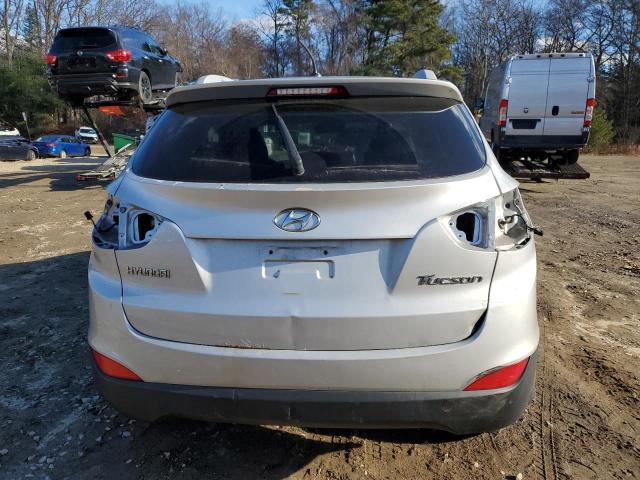 KM8JU3ACXDU661967 - 2013 HYUNDAI TUCSON GLS SILVER photo 6