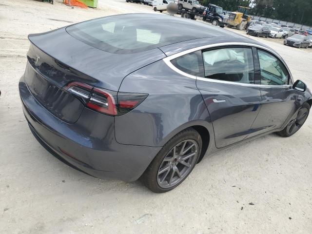 5YJ3E1EA5JF153496 - 2018 TESLA MODEL 3 Сұр фото 3