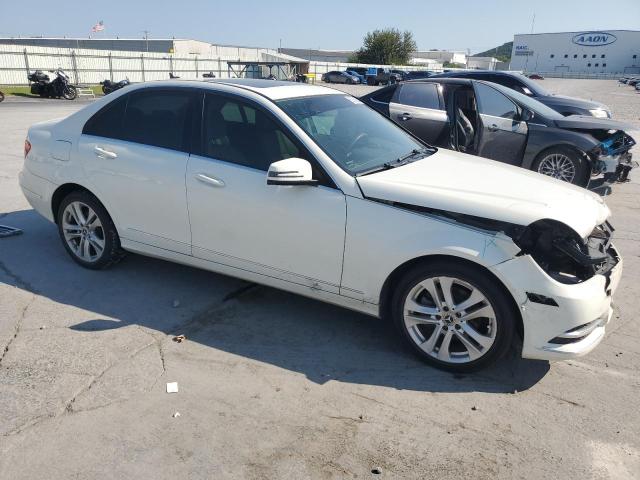 WDDGF8BB1CA719711 - 2012 MERCEDES-BENZ C 300 4MATIC WHITE photo 4