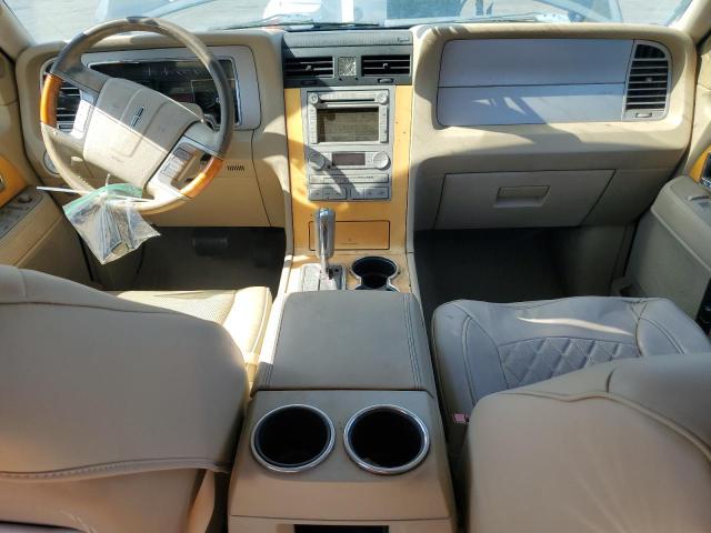 5LMFU27537LJ25071 - 2007 LINCOLN NAVIGATOR BLACK photo 8