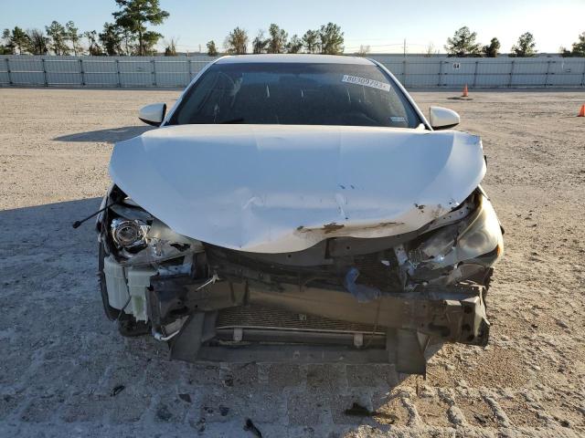 4T1BF1FKXGU190961 - 2016 TOYOTA CAMRY LE WHITE photo 5