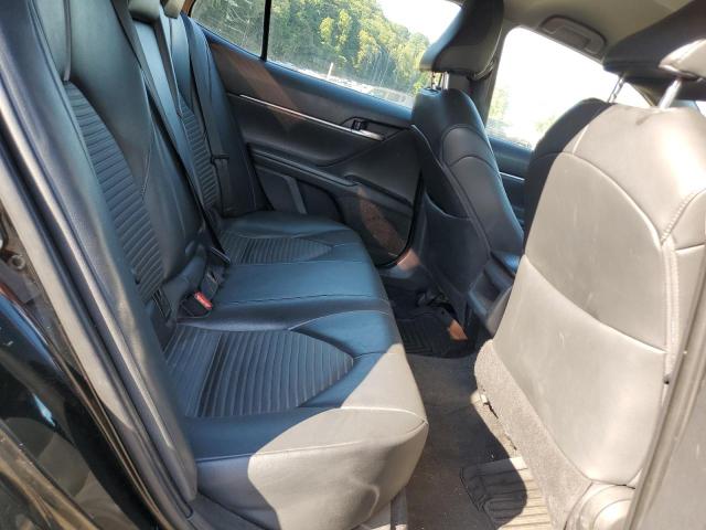 4T1B11HK4JU569506 - 2018 TOYOTA CAMRY L BLACK photo 10