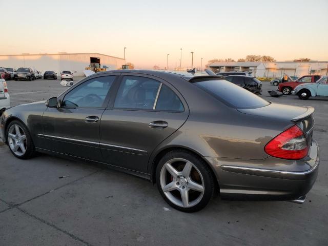 WDBUF56XX8B340238 - 2008 MERCEDES-BENZ E-CLASS 350 GRAY photo 2