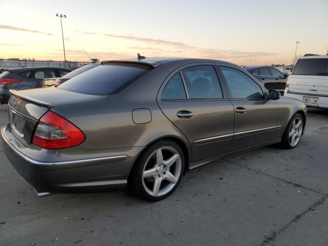 WDBUF56XX8B340238 - 2008 MERCEDES-BENZ E-CLASS 350 GRAY photo 3