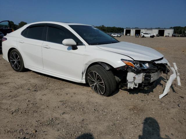 4T1B11HK7KU179162 - 2019 TOYOTA CAMRY L WHITE photo 4
