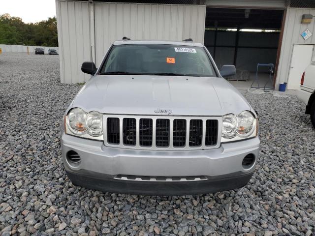 1J8GS48K67C517746 - 2007 JEEP GRAND CHER LAREDO SILVER photo 5