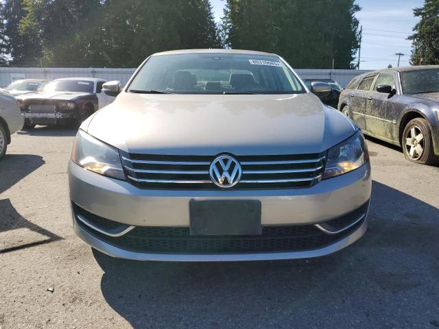 1VWBP7A39DC090661 - 2013 VOLKSWAGEN PASSAT SE 银色 照片 5