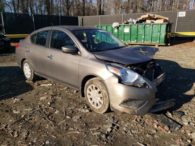 3N1CN7AP0FL818376 - 2015 NISSAN VERSA S GRAY photo 4