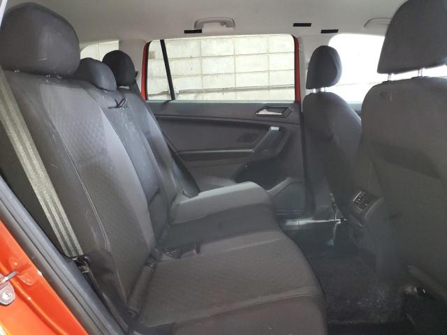 3VV0B7AX3JM014800 - 2018 VOLKSWAGEN TIGUAN S ORANGE photo 11